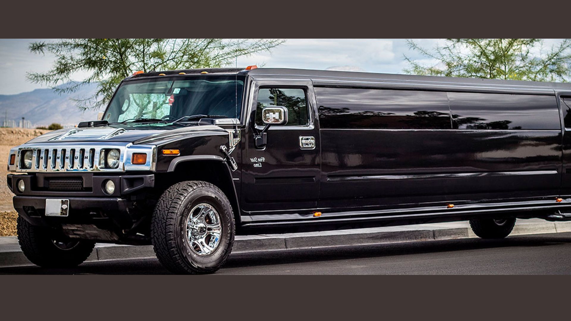 Explore New York's best places with NY limo coach